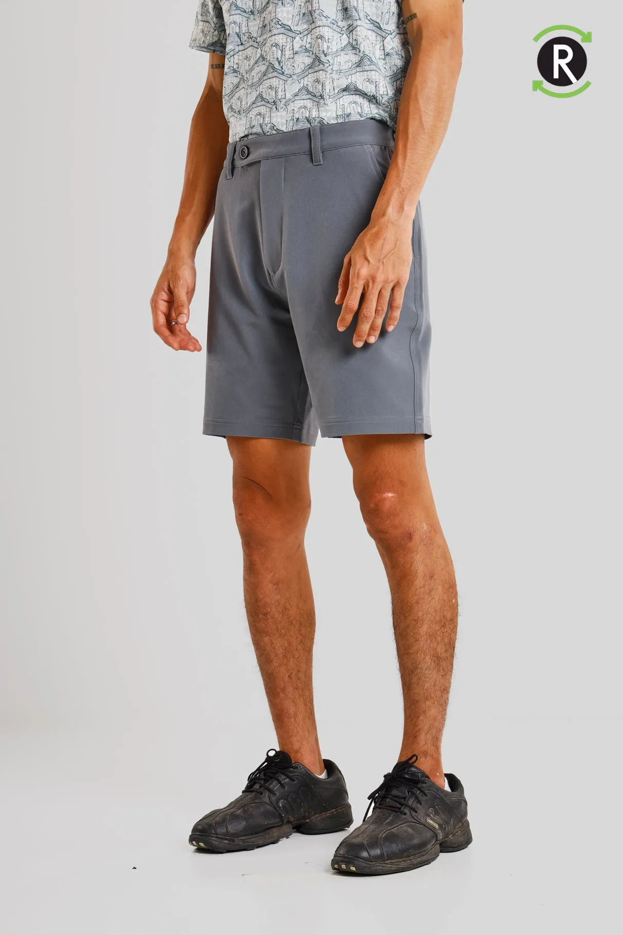 Activewear Short Pants in Quiet Shade