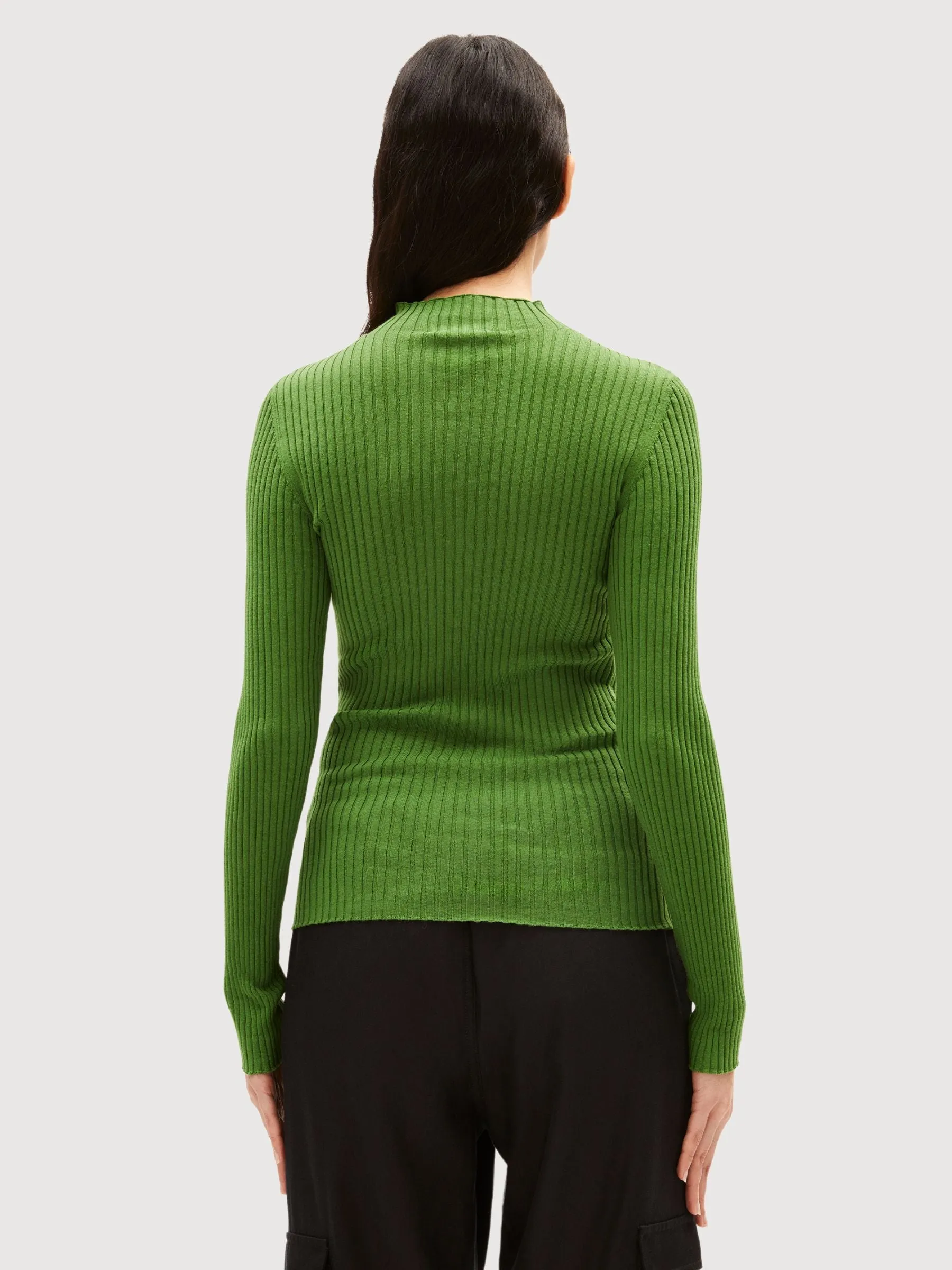 Alaania Ivy green Woman Longsleeve | Armedangels