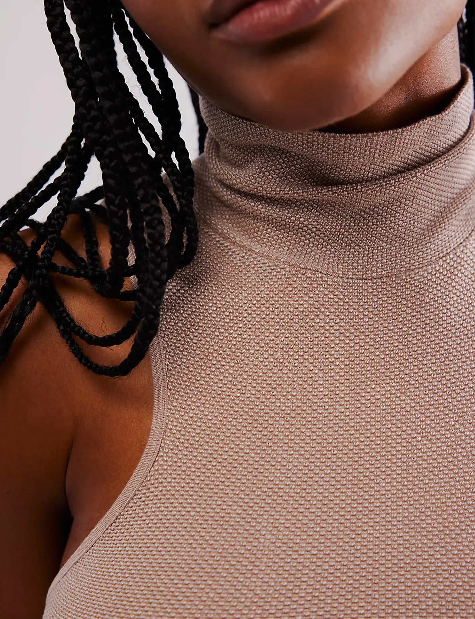 Always Ready Seamless Turtleneck, Mocka Meringue