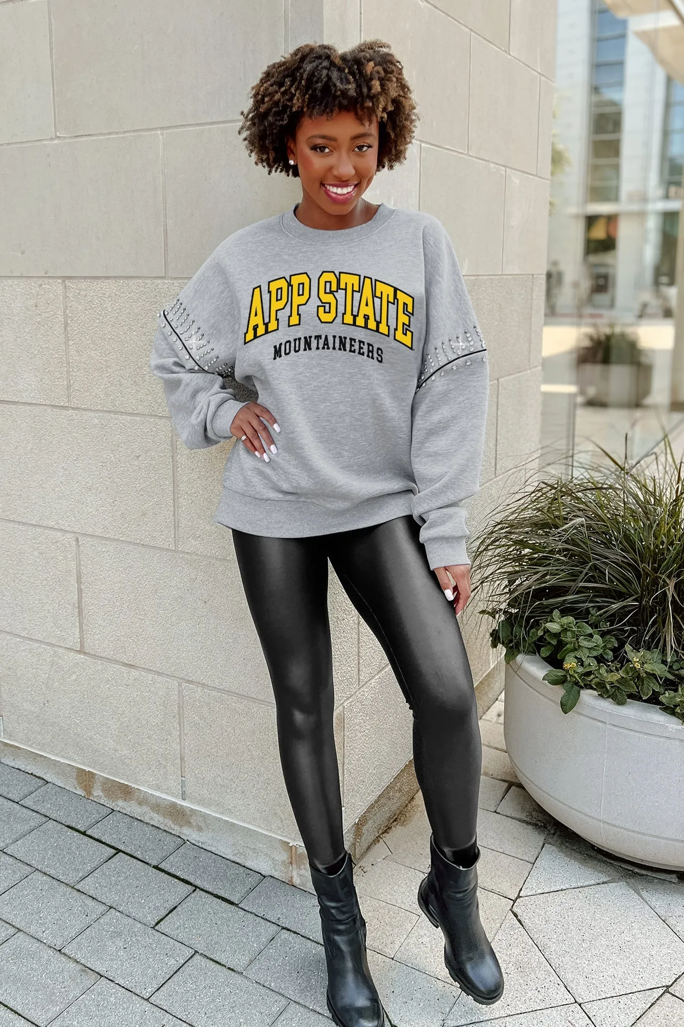 APPALACHIAN STATE MOUNTAINEERS COMPETITIVE EDGE JEWEL TRIM SLEEVE FLEECE PULLOVER