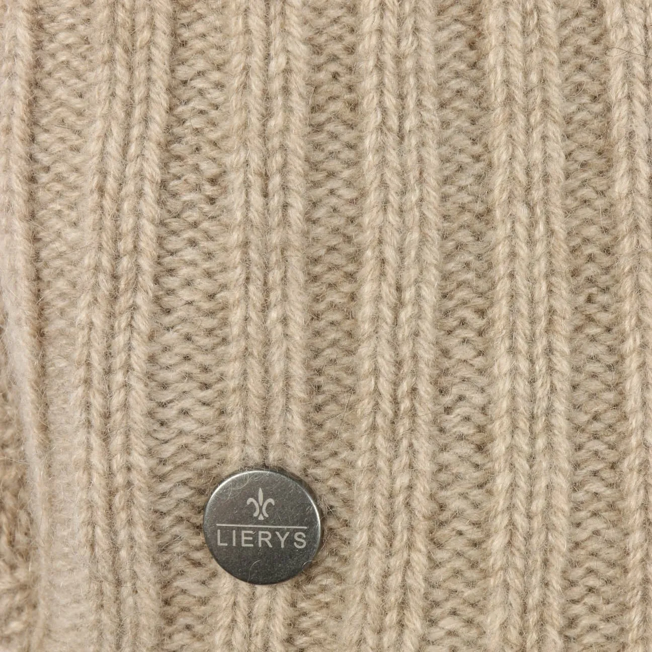 Cashmere Beanie with Peak by Lierys