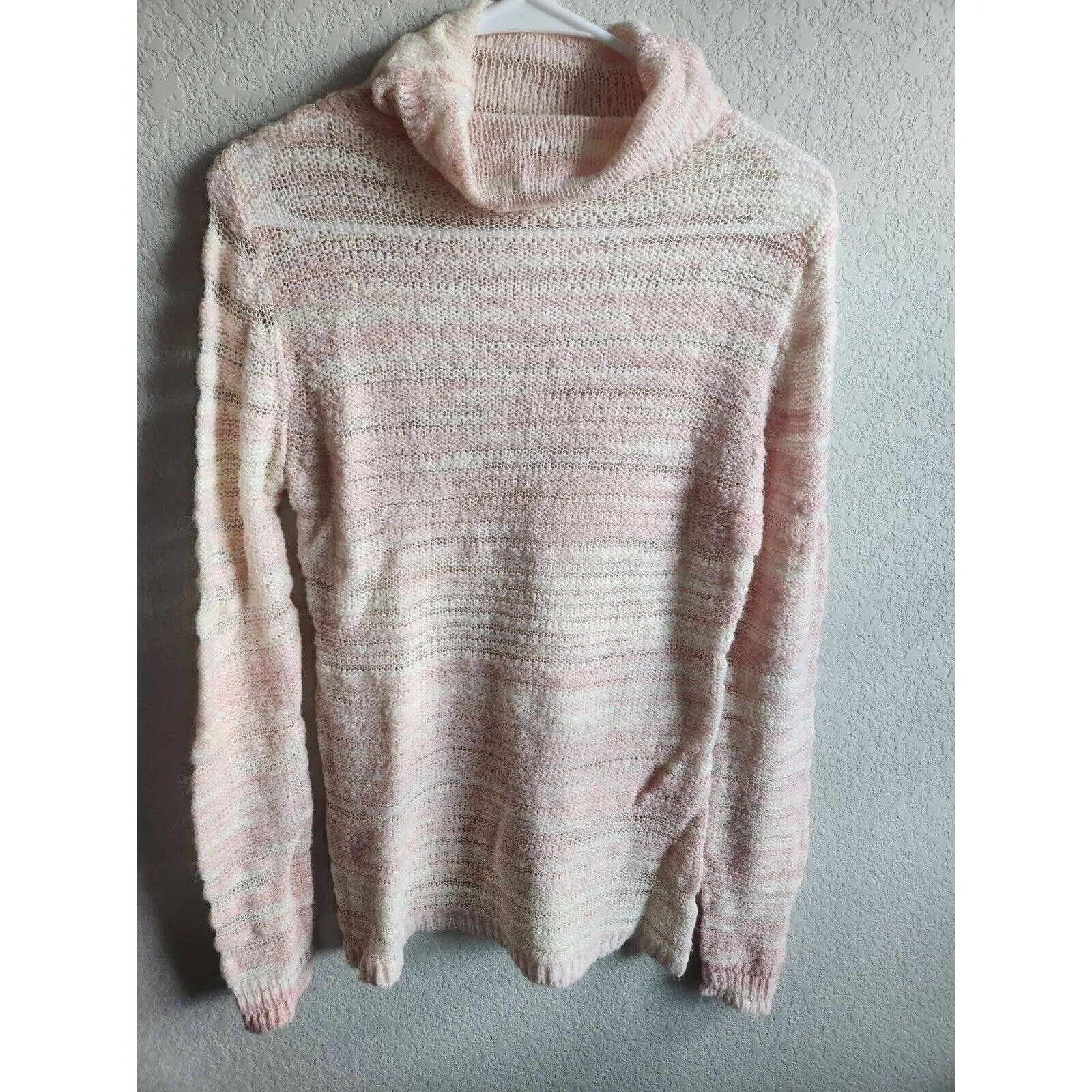 Decree womens Sz L Open Knit Turtleneck Sweater Pink and Cream