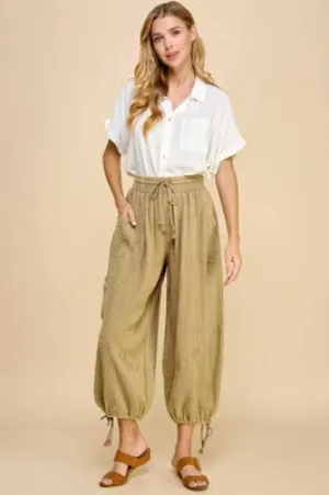 Della Parachute Pants in Camel