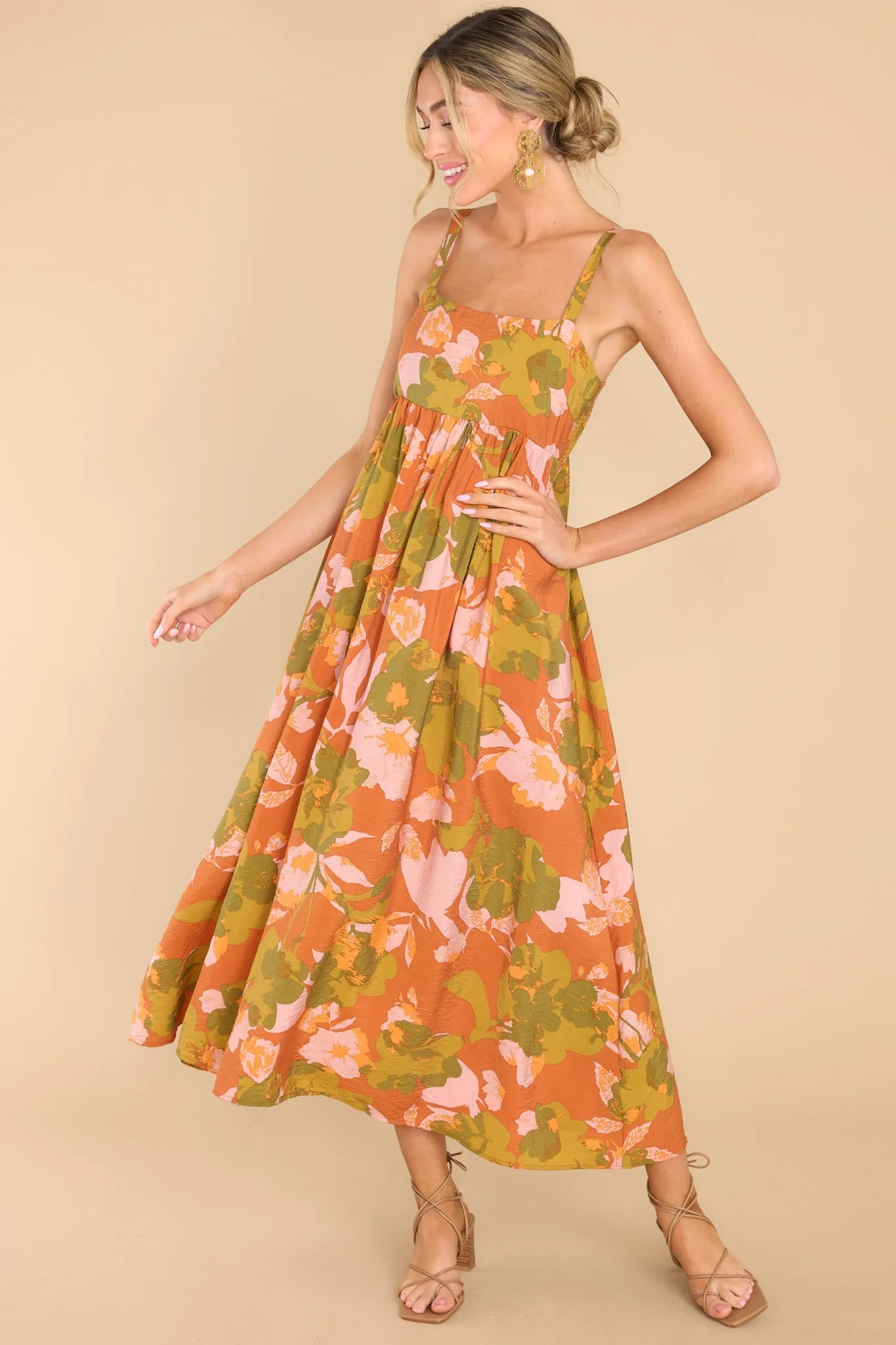 Dramatically Cute Rust Floral Print Maxi Dress