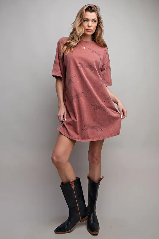 Easel Mineral Wash Cheetah T Shirt Dress - Red Bean