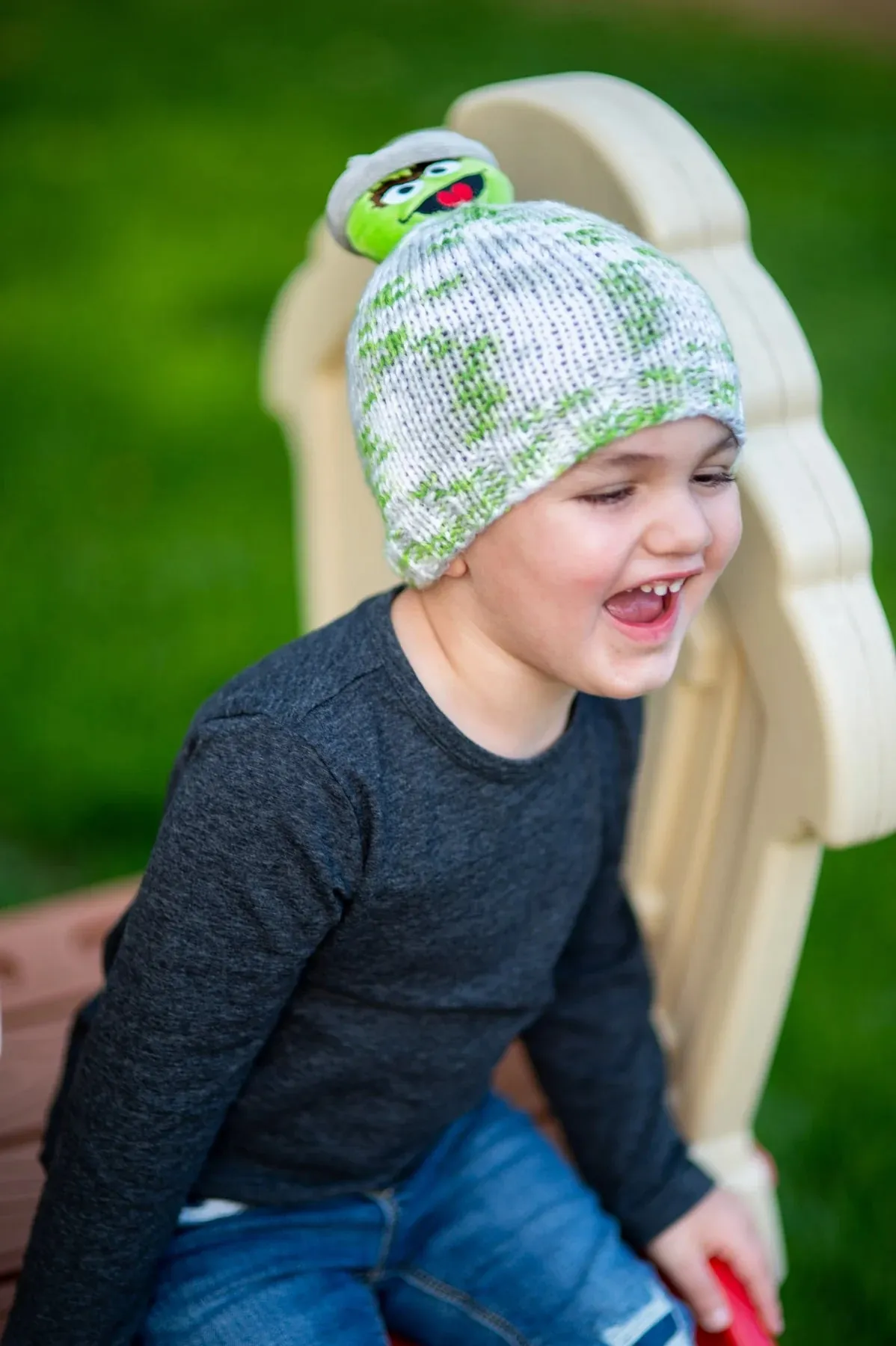 Free Grouch Knit Hat Pattern