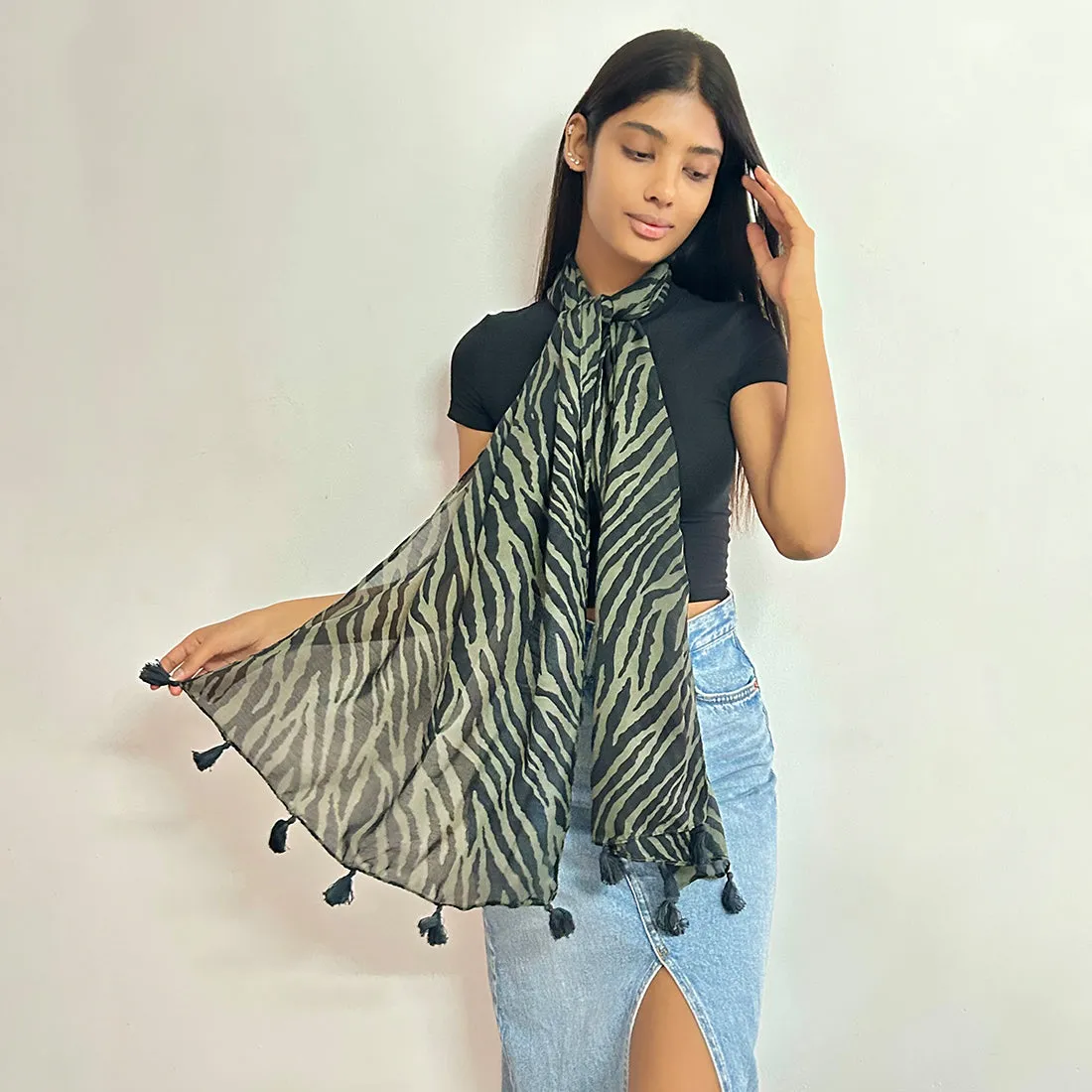 Green & Black Zebra Printed Polycotton Tassel Scarf