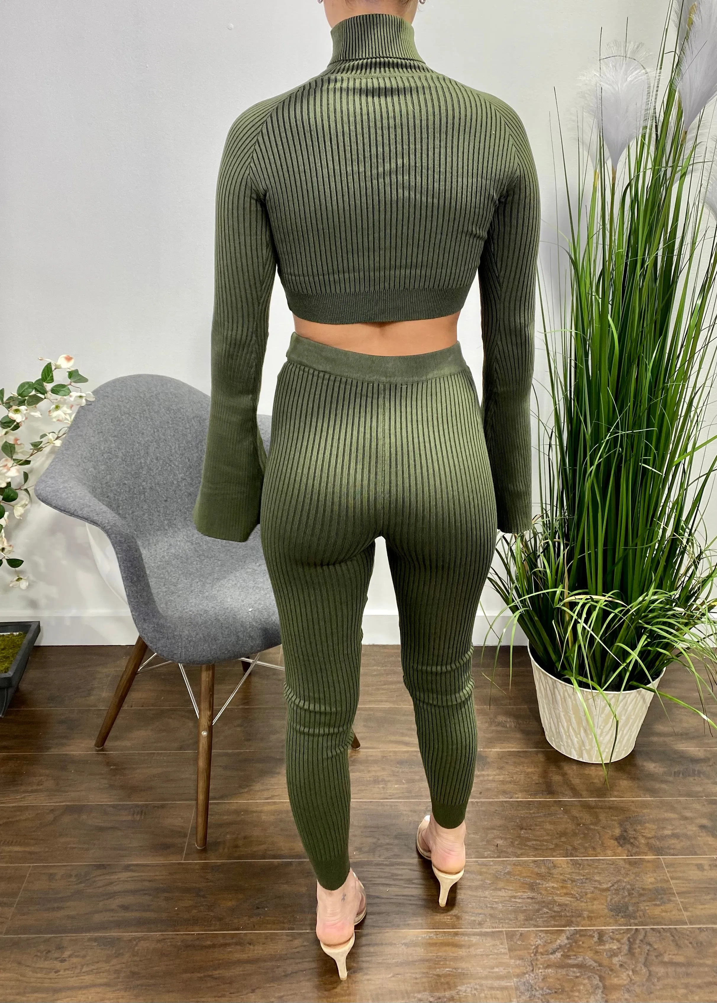 Hera Collection Turtleneck Flare Sleeve Legging Set (Olive) 22321