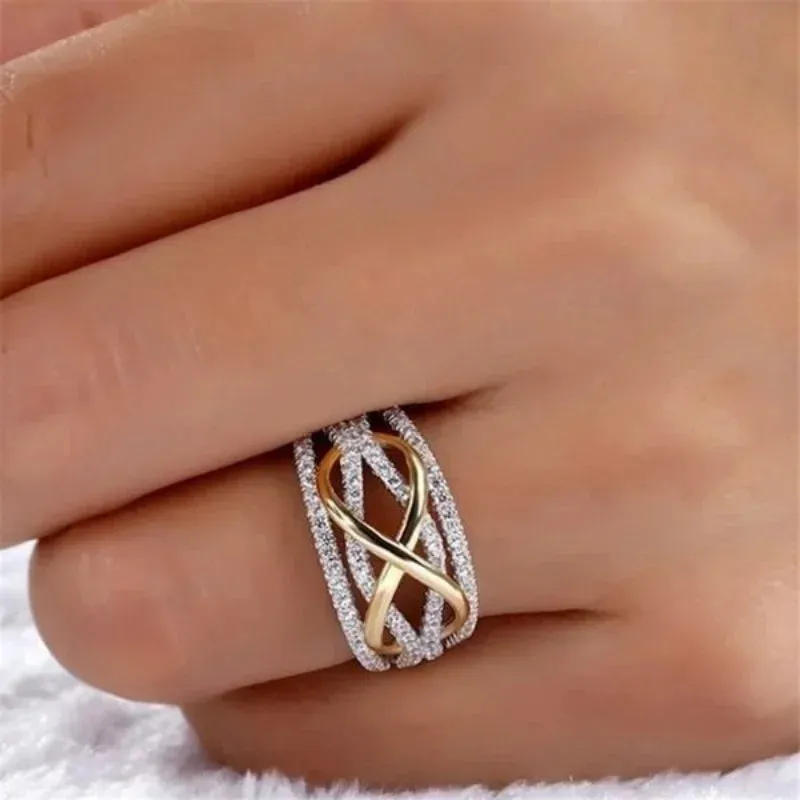 Ladies Fashion King New Ring