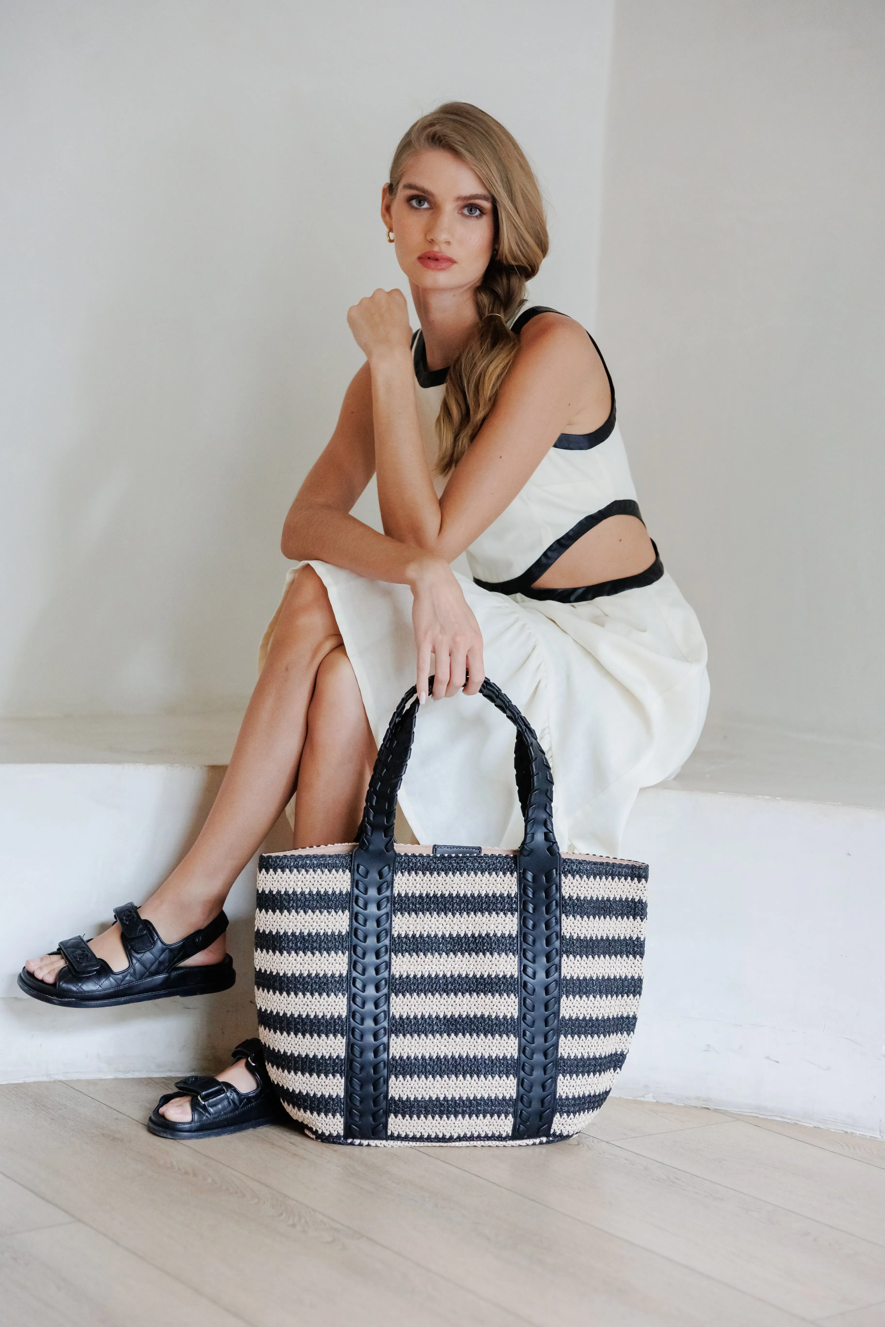 LAYLA STRAW TOTE