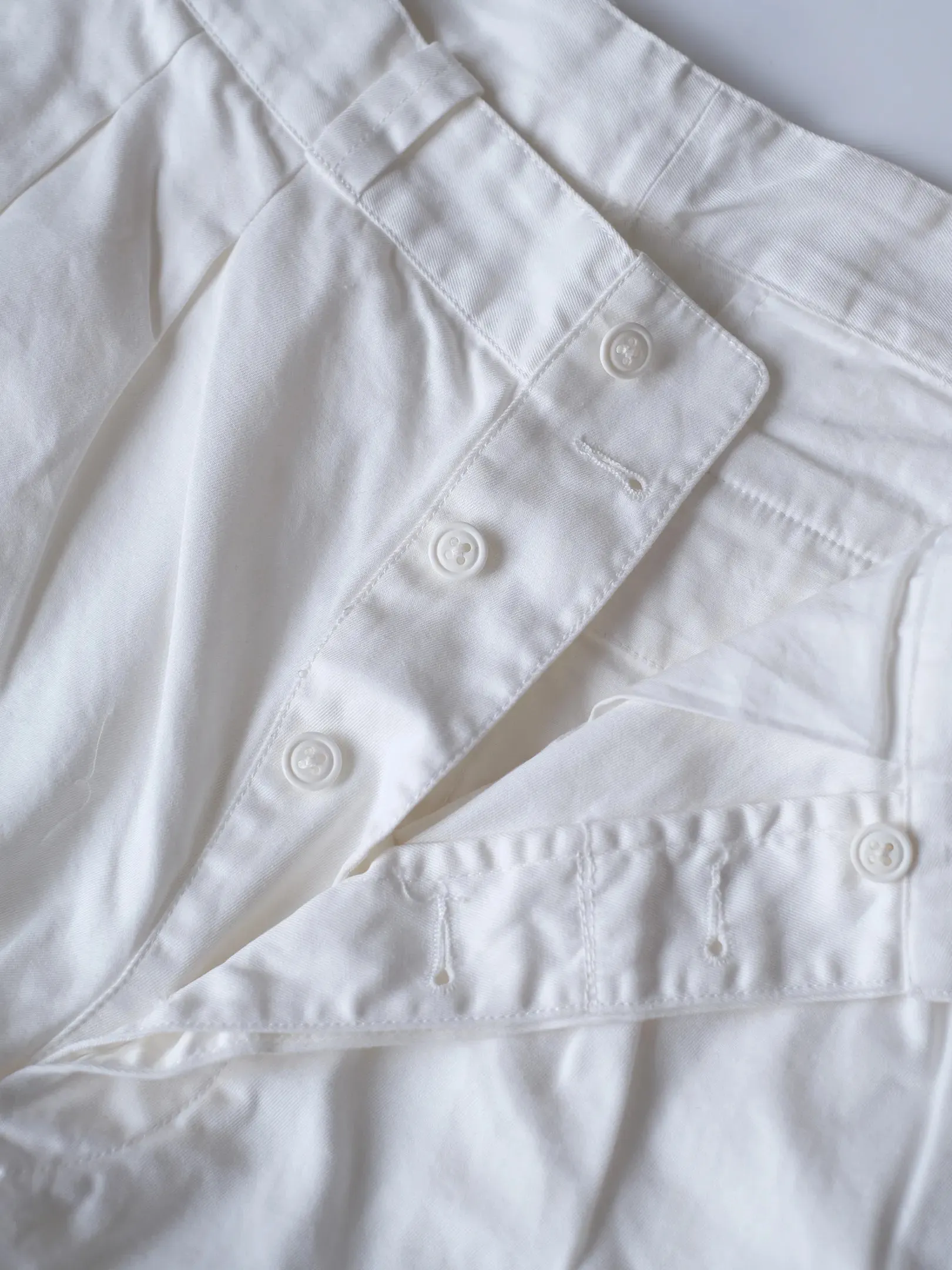 LUCEBER　"M52 CHINO PANTS(WHITE)"