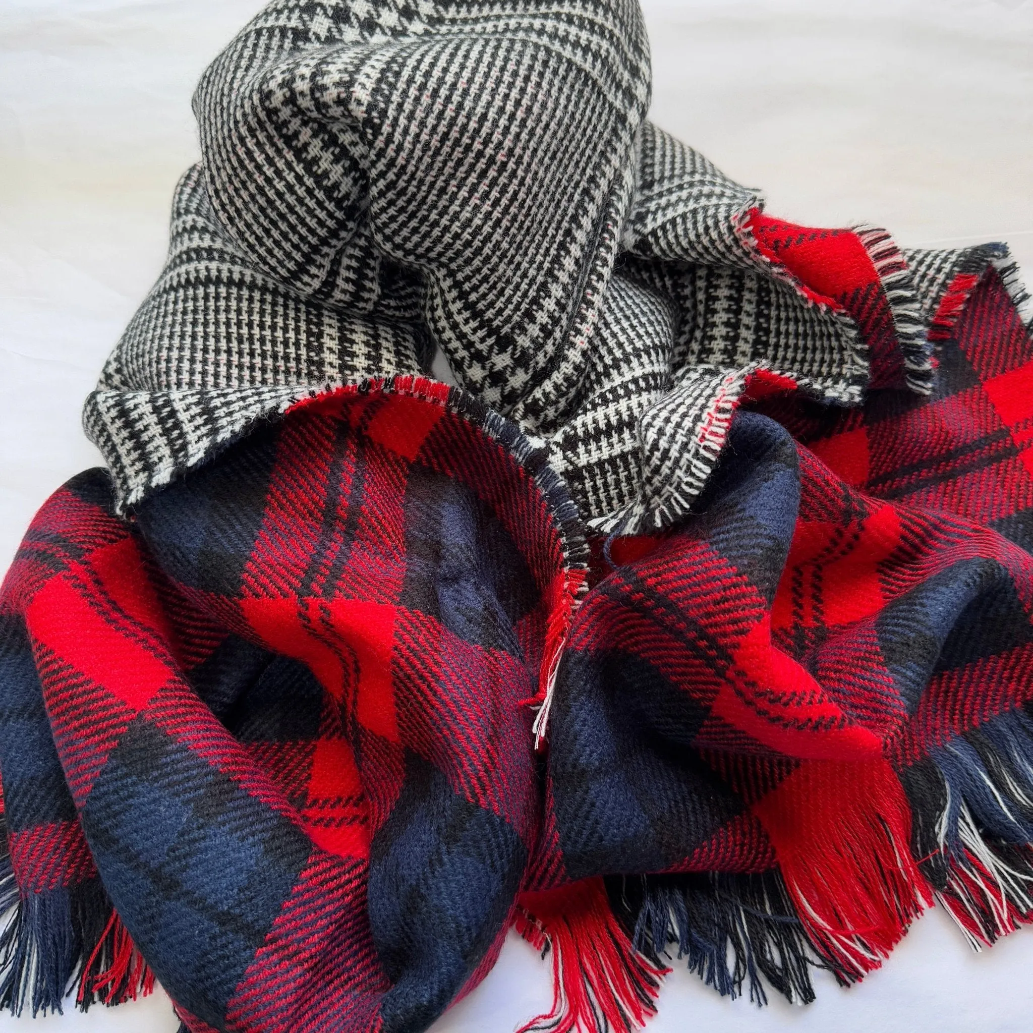 Luxury Scarves Collection – Cozy, Stylish Scarves for Every Season