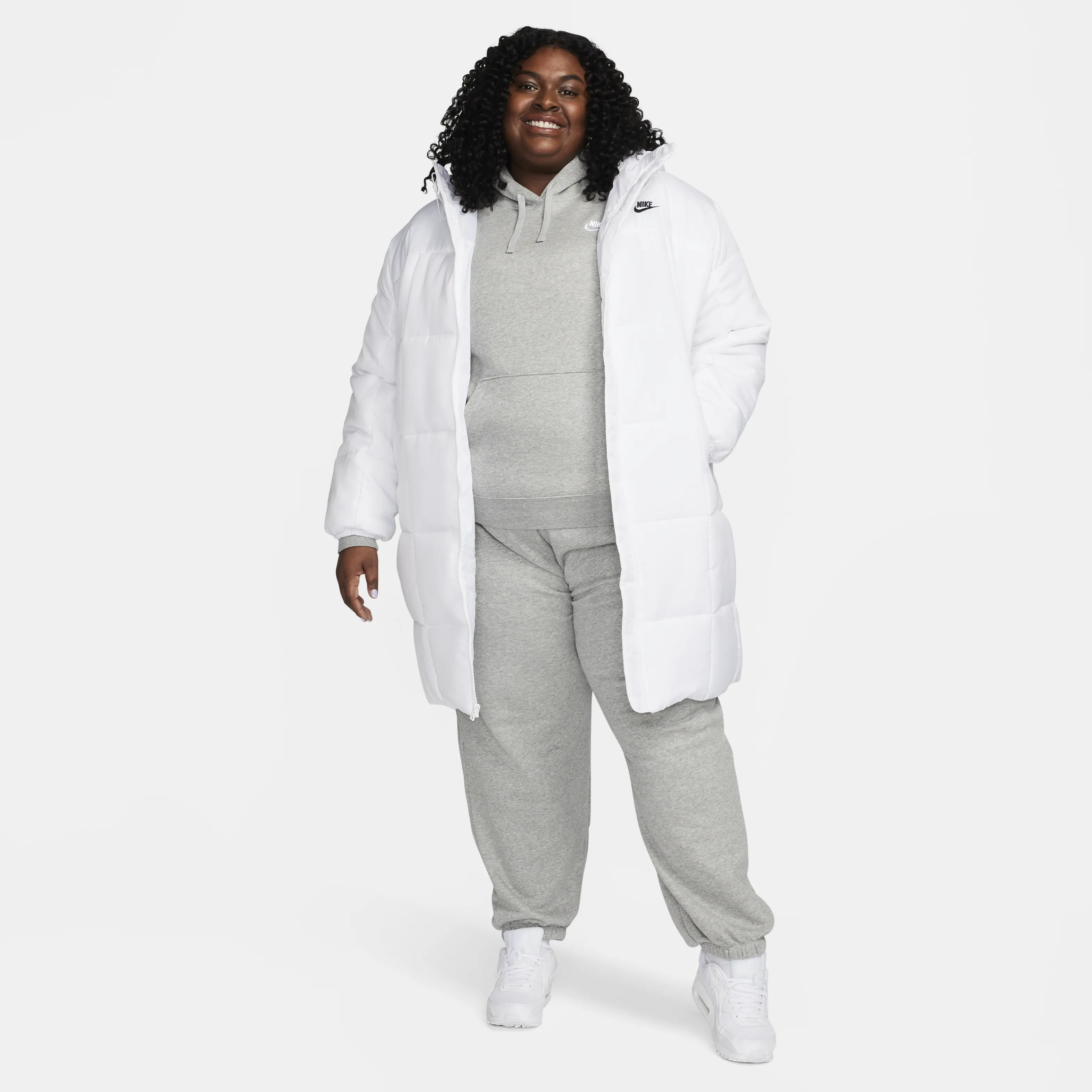 Nike Sportswear Classic Puffer-Women's Therma-FIT Loose Hooded Parka (Plus