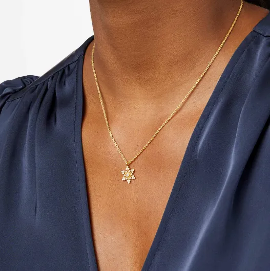 Noel Star Solitaire Neck