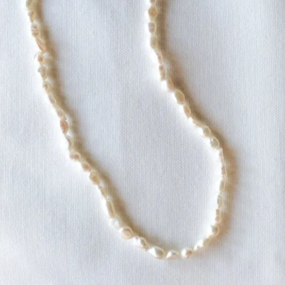 Pearl Layering Necklace in Gold