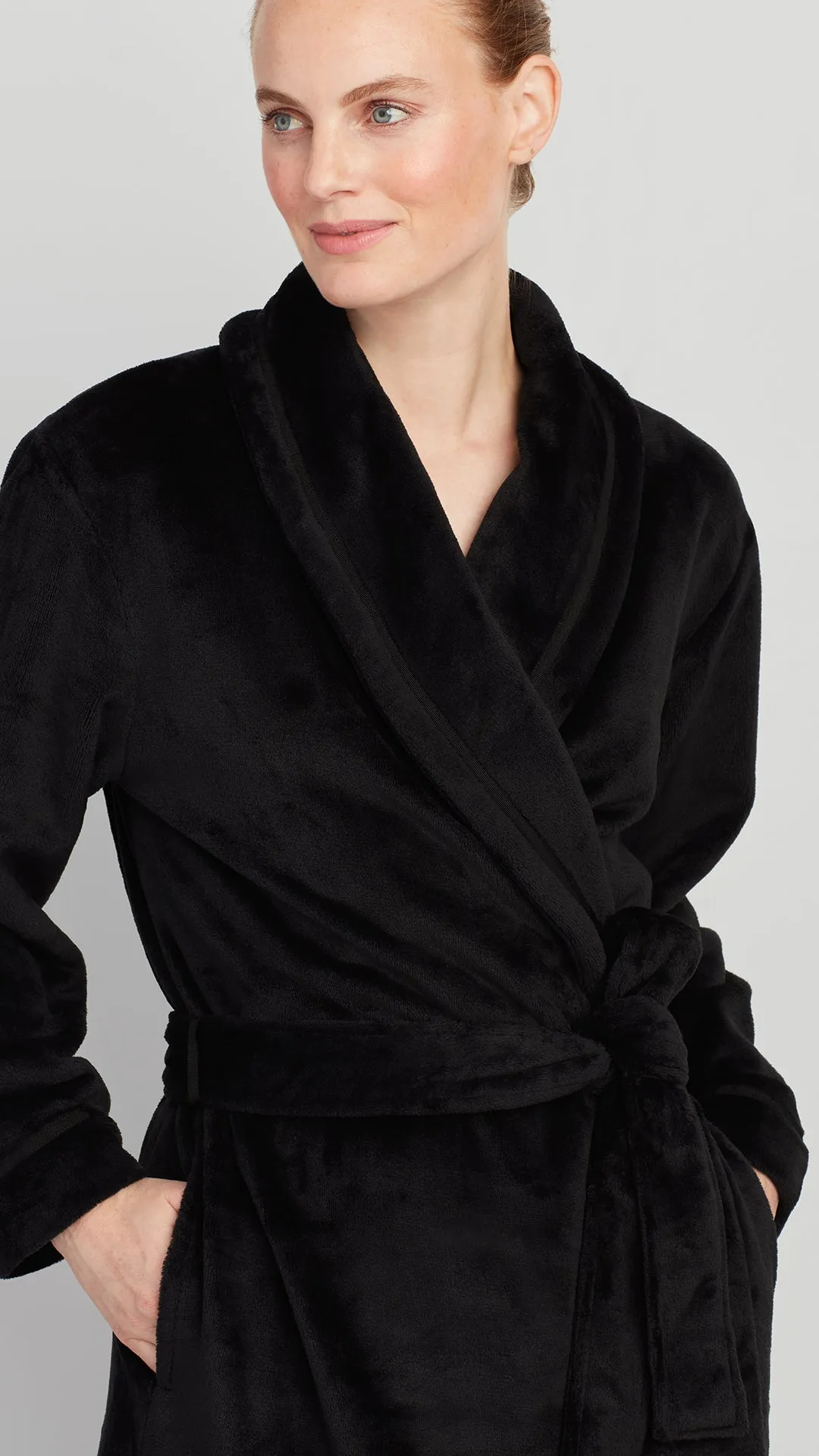 PLUSH ROBE