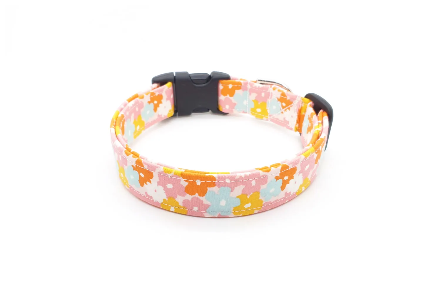 Retro 70s Pink Floral Dog Collar