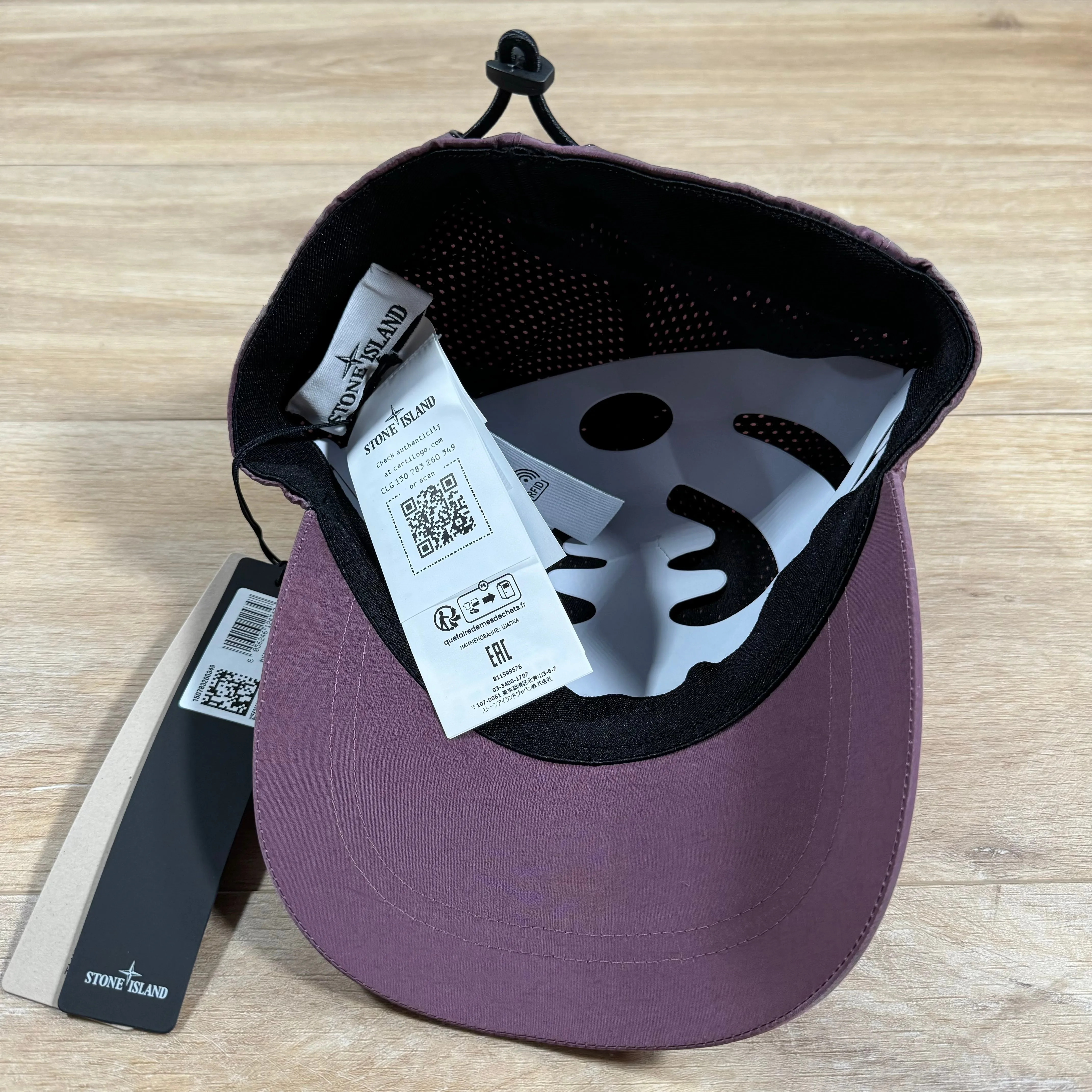 Stone Island Nylon Metal Cap in Rose Quartz