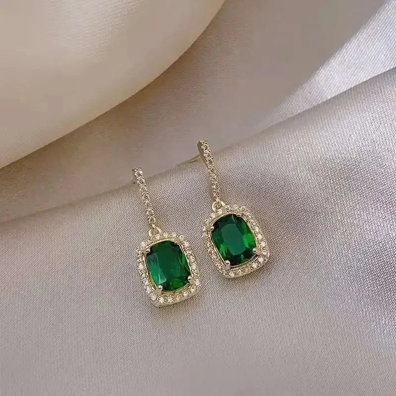 Vintage Ladies Personality Fashion Hanging Luxury Drop Wedding Green Gemstone Earring