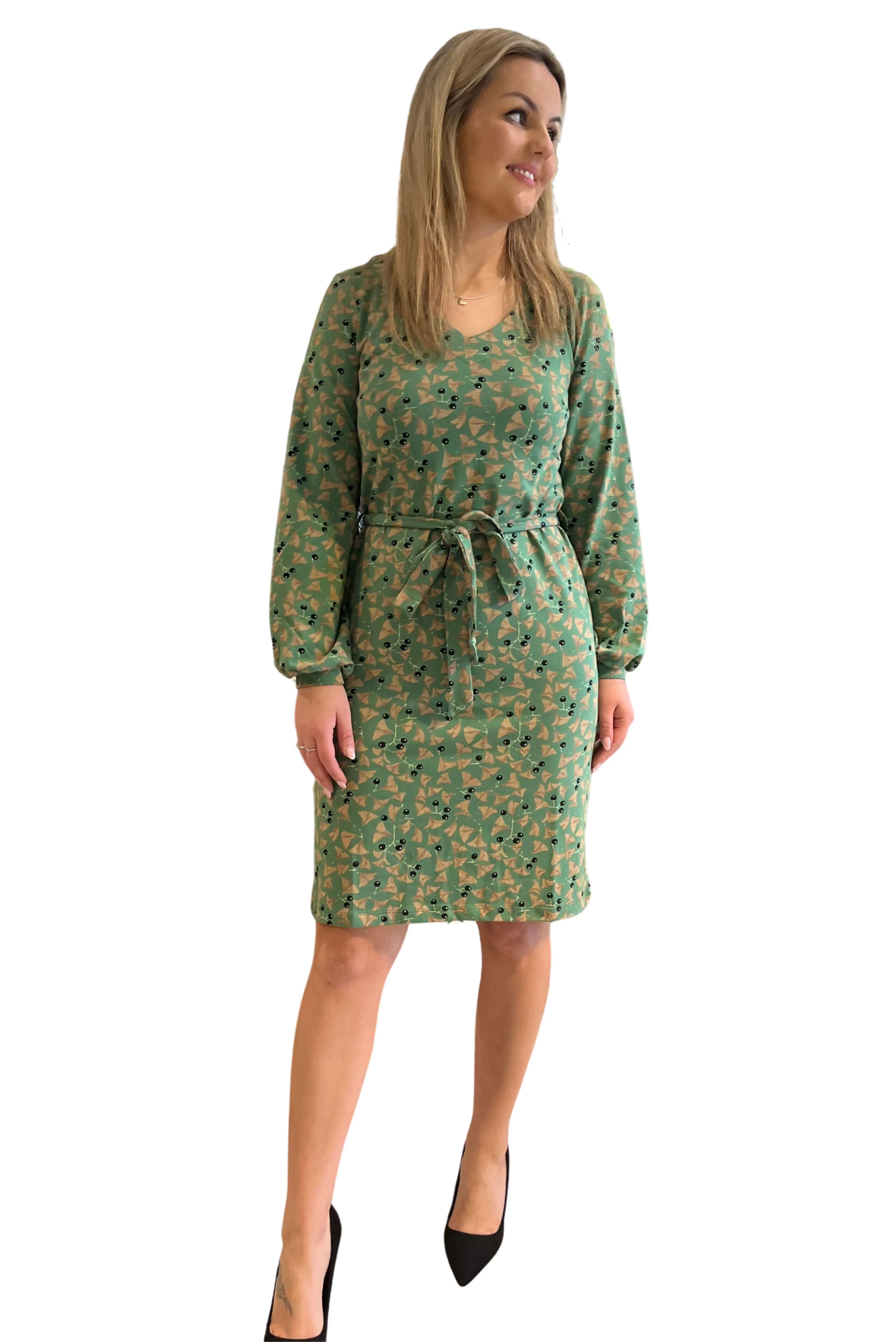 Zilch Dress V-Neck in Maple Pesto